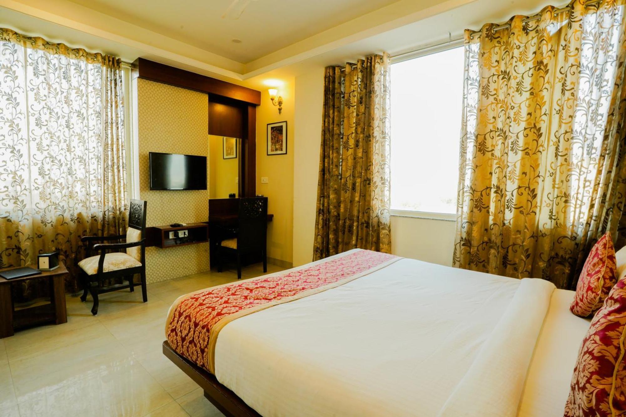 Hotel Cheelgadi Джайпур Екстериор снимка